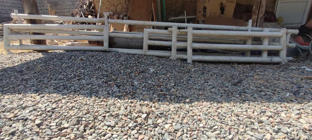 продам трубные батареи толстостенные и котел самотек с участка