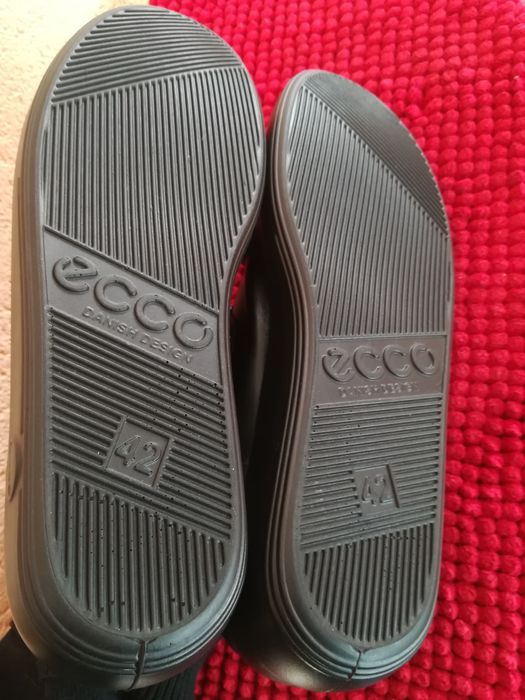 Pantofi noi Ecco nr 42 piele unisex