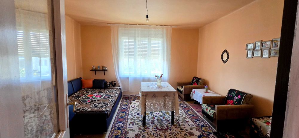 Casa locuibila de vanzare