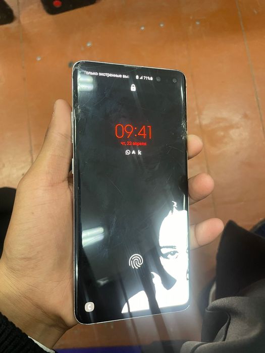 Самсунгг с10 5дж