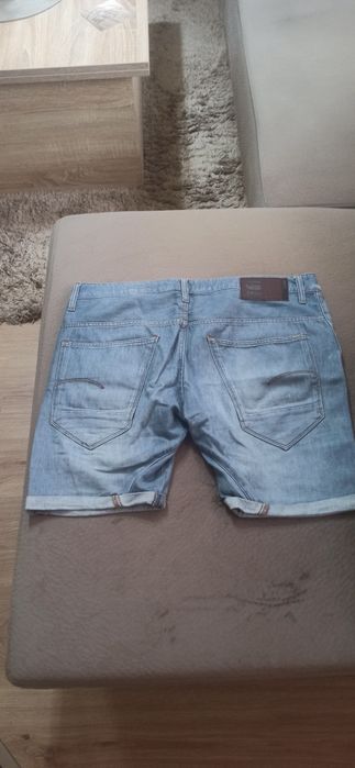 Продавам мъжки къси панталони G-STAR RAW