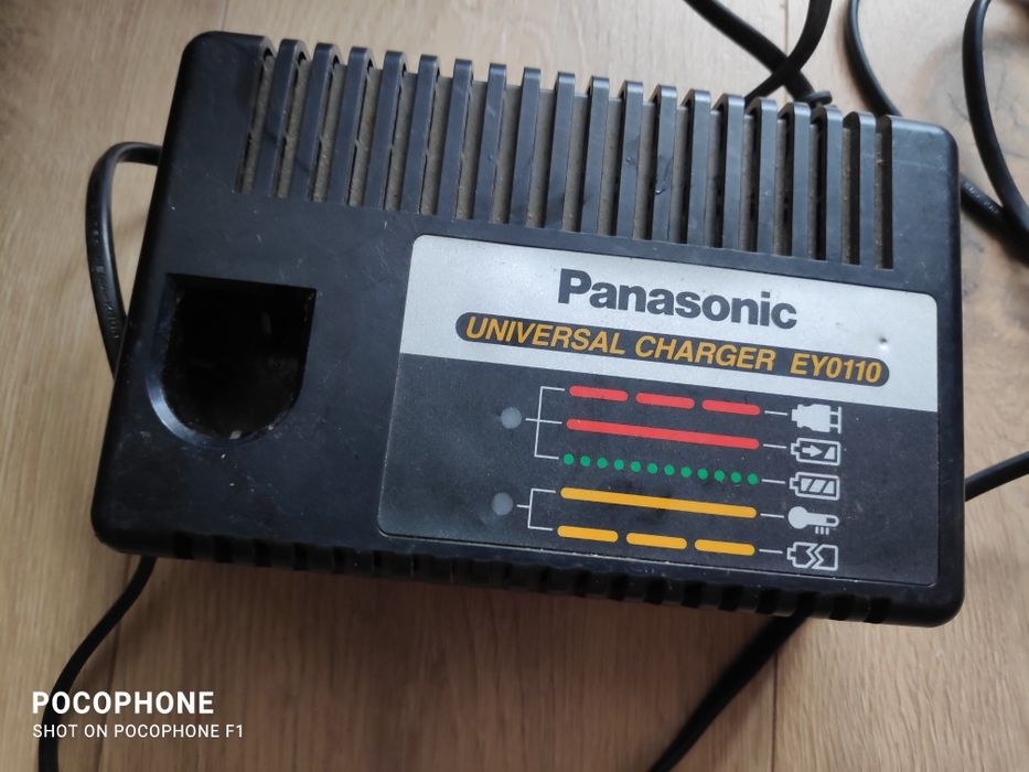 Autofiletanta Panasonic 12 v  3.5Ah