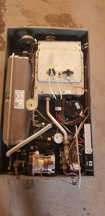 Котол keturami  запчастга сотилади  хамма нарсаси ишлаб турибди