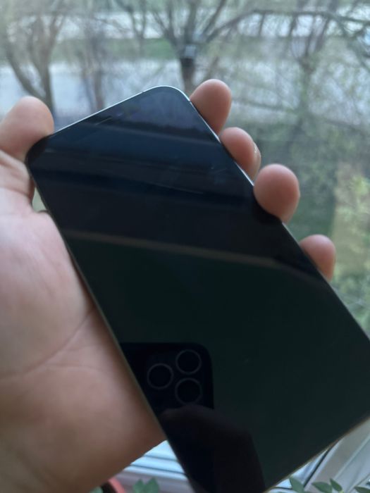 Продам iPhone 12 pro