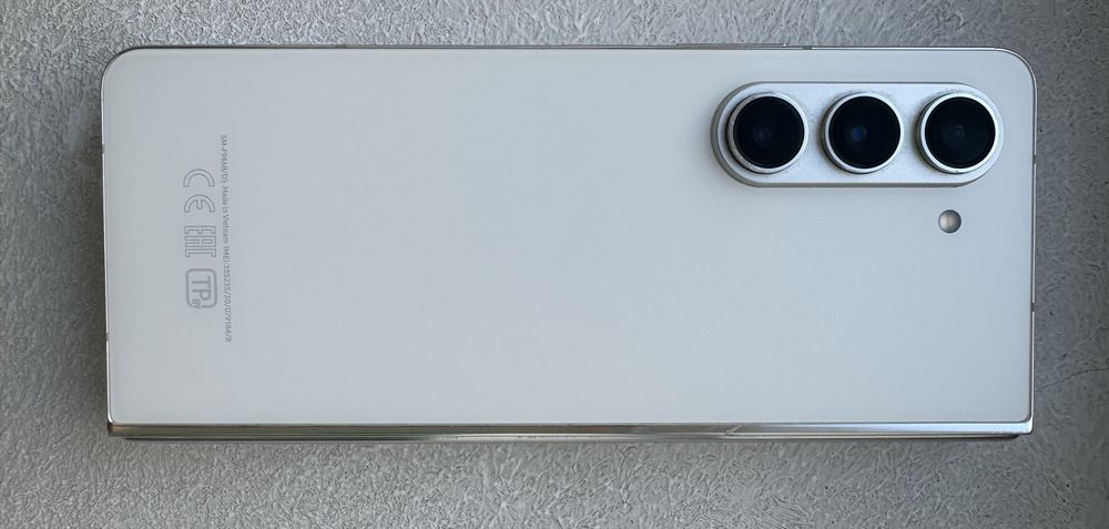 Samsung Z Fold 5 512 gb