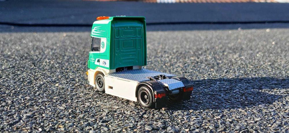 Scania 124L 420. Herpa 1/87