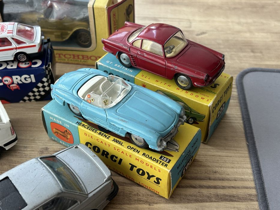 Лот колички matchbox, corgi