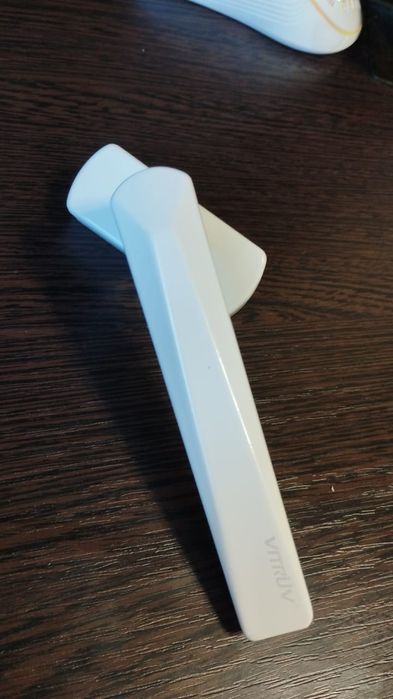 Оконная ручка с блокиратором