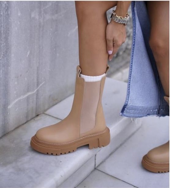 Продам новые ботинки