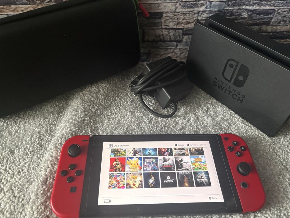 Nintendo Switch Modat - perfect + dock + husa