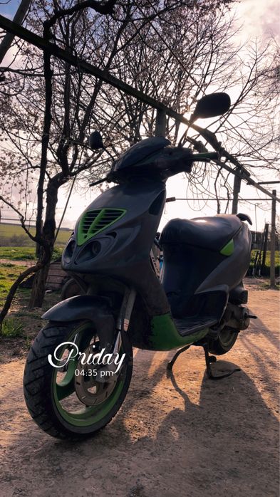 Vând/schimb piaggio nrg