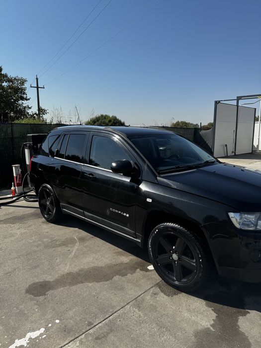 JEEP Compass 2011 — imagine 2