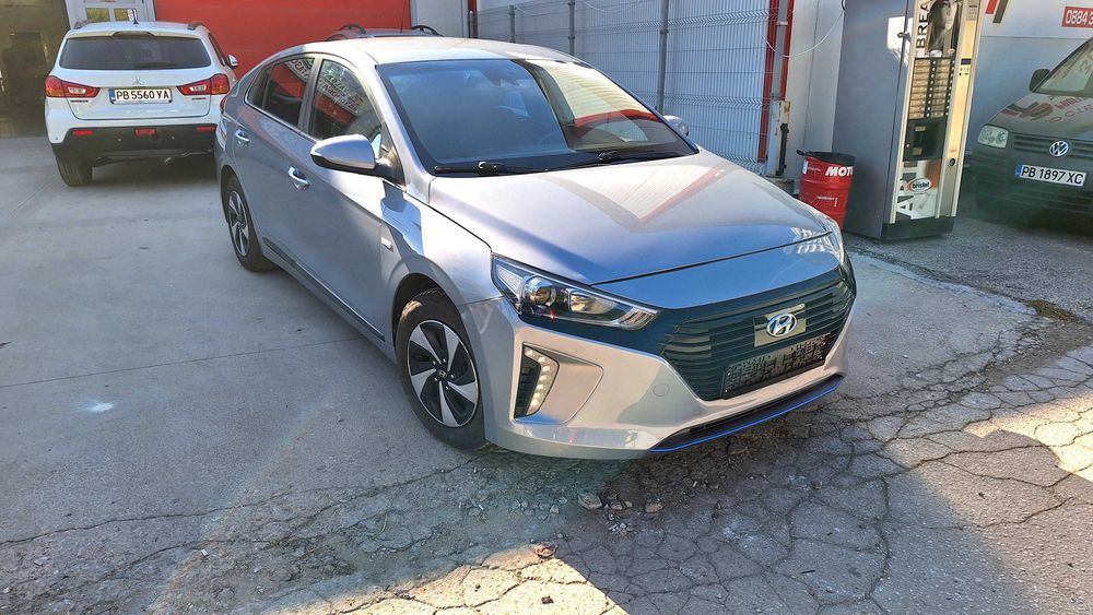 Hyundai ioniq hybrid