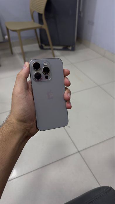 Iphone 15 pro  sotiladi