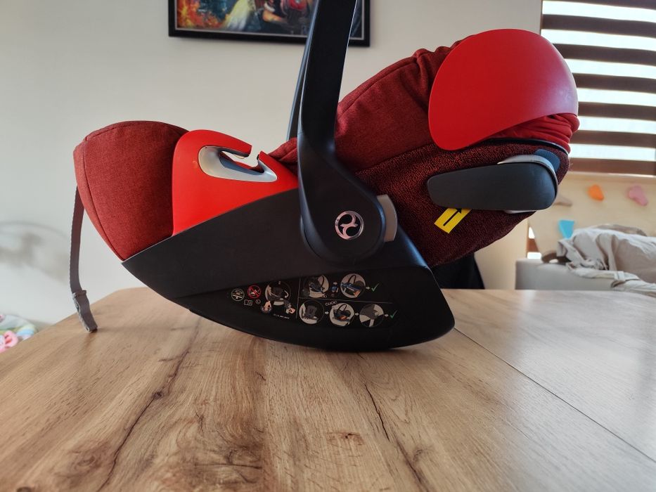 Cybex cloud z i-size