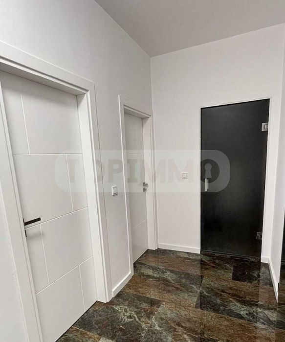 Дава се под наем Тристаен апартамент в Варна, Галата - 120 кв.м за 1500 € - Снимка #12