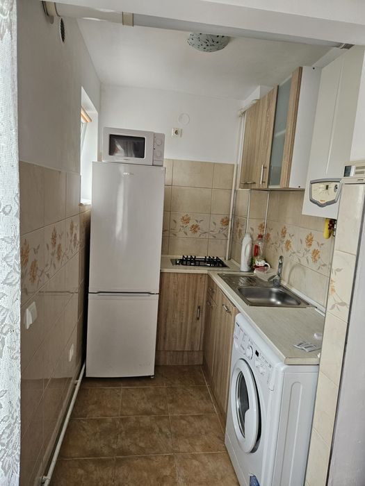 Imchiriez apartament cu 2 camere 32 mp