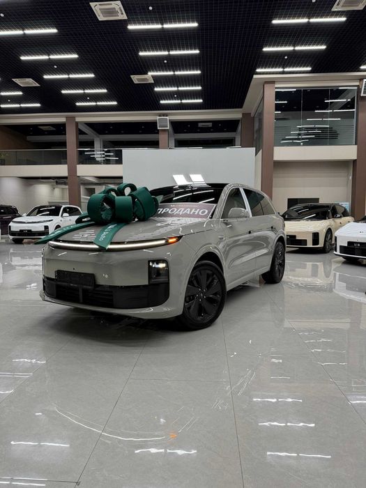 Lixiang L6 Pro бюджетный сегмент Li Auto c гарантией 1390 км запас ход
