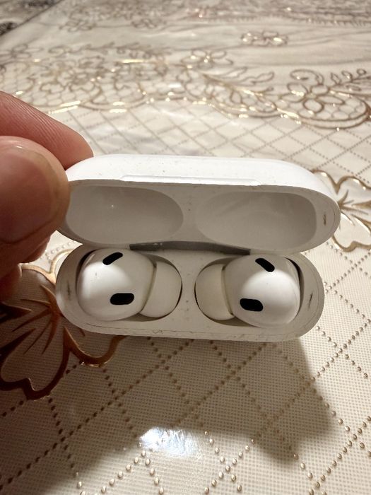 Apple Airpods Pro 3 arginali sotiladi