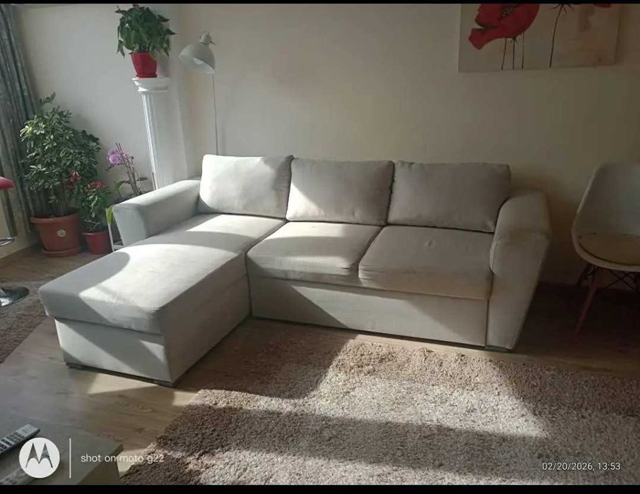 Разтегателен диван