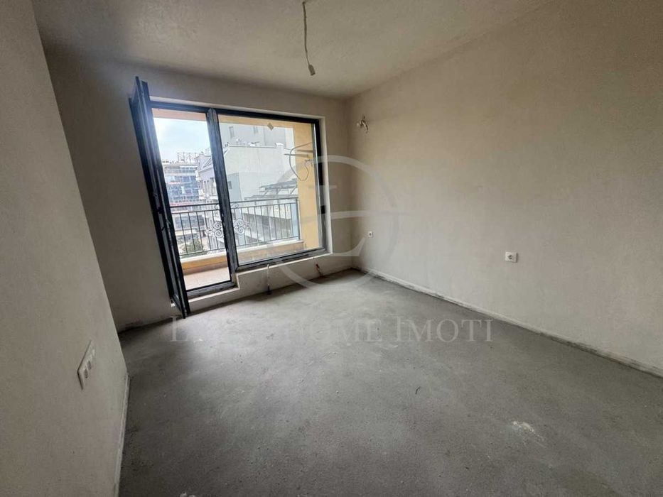 Продава се Тристаен апартамент в Пловдив, Кършияка - 101 кв.м за 1862 €/кв.м - Снимка #3