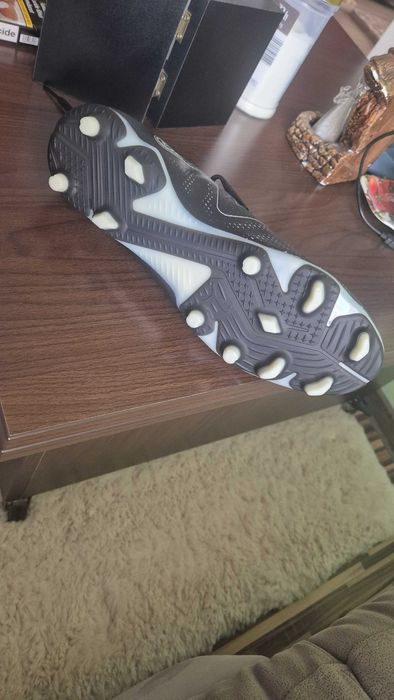 Ghete de fotbal  pt teren sintetic si iarba