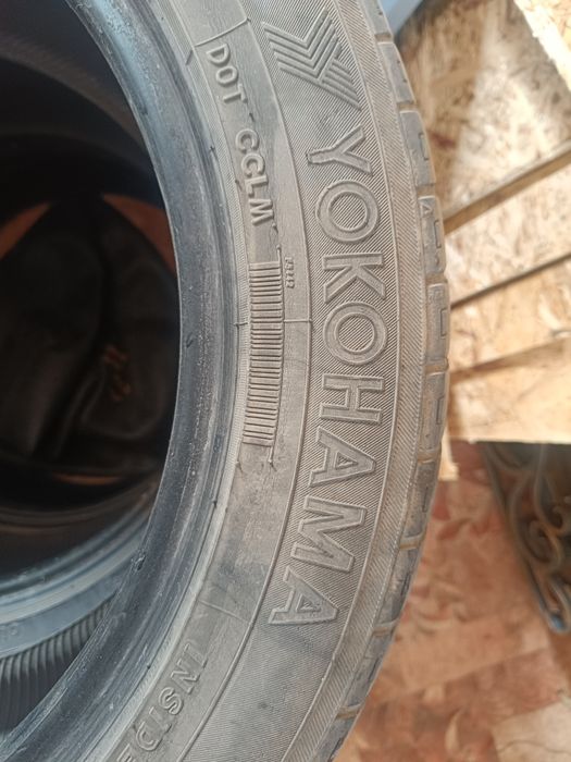 Yokohama 215/55/17 2шт