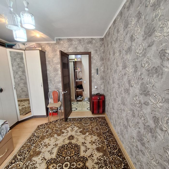 Продам 2хком квартиру район Рахмета.