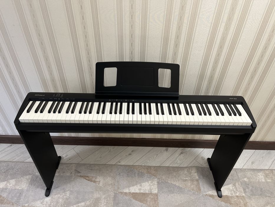Цифровое пианино Roland FP-10