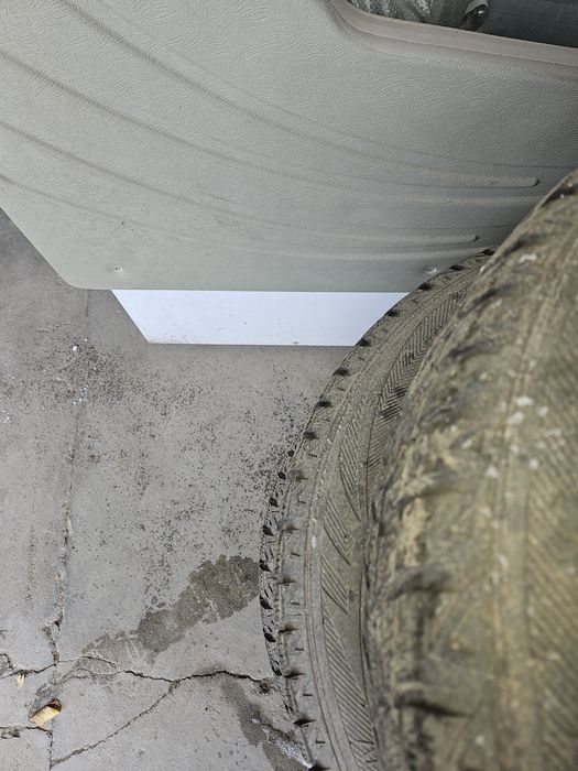 Диски с зимней резиной