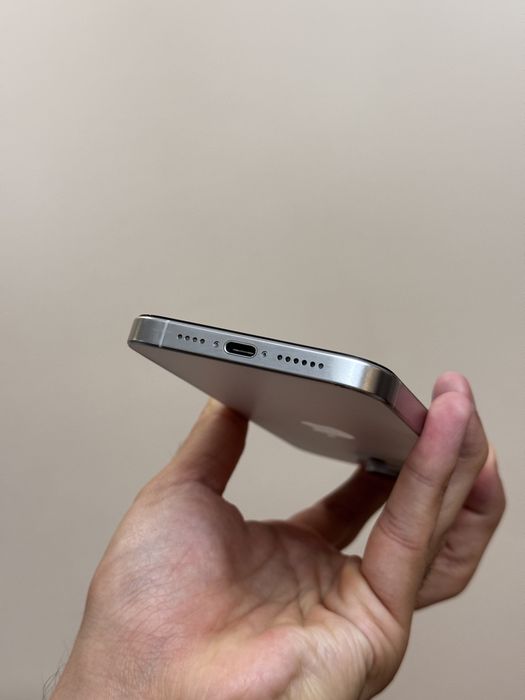 Iphone 15 Pro Max. 256гб. 93%