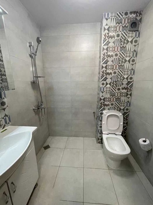 Дава се под наем Двустаен апартамент в София, Център - 45 кв.м за 550 € - Снимка #2