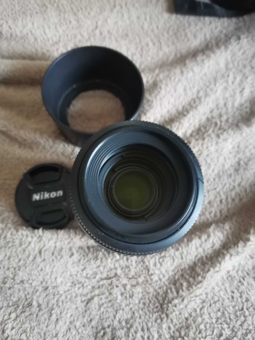 Обектив Nikkor 55-200mm за Никон