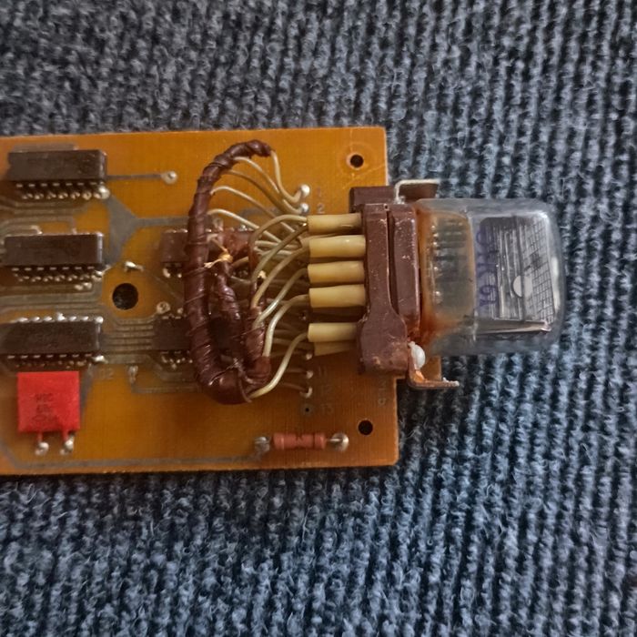 Продам лампы индикаторные, микросхемы