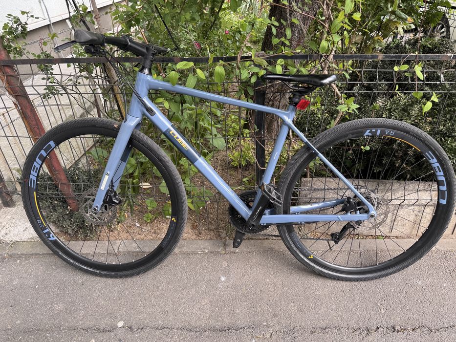 Bicicleta de oras Trekking Cube SL Road Race