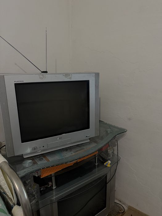 Телевизоры по 10к каждый