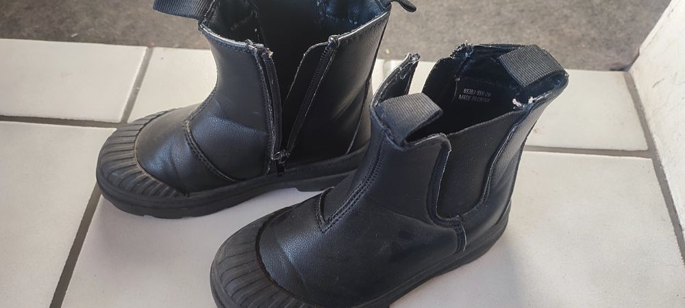 Детски обувки, размер 28