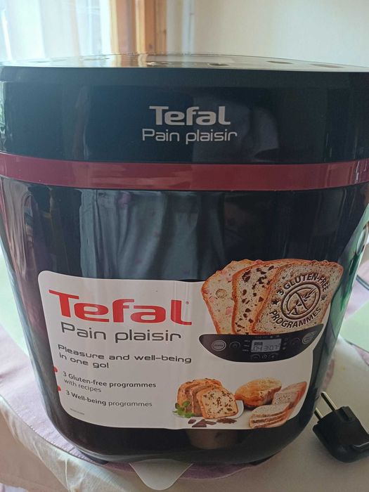 Хлебопекарна Tefal