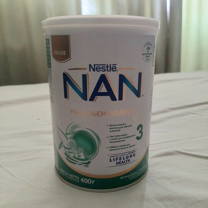 Продам смесь NAN 3 на козьем молоке, с года