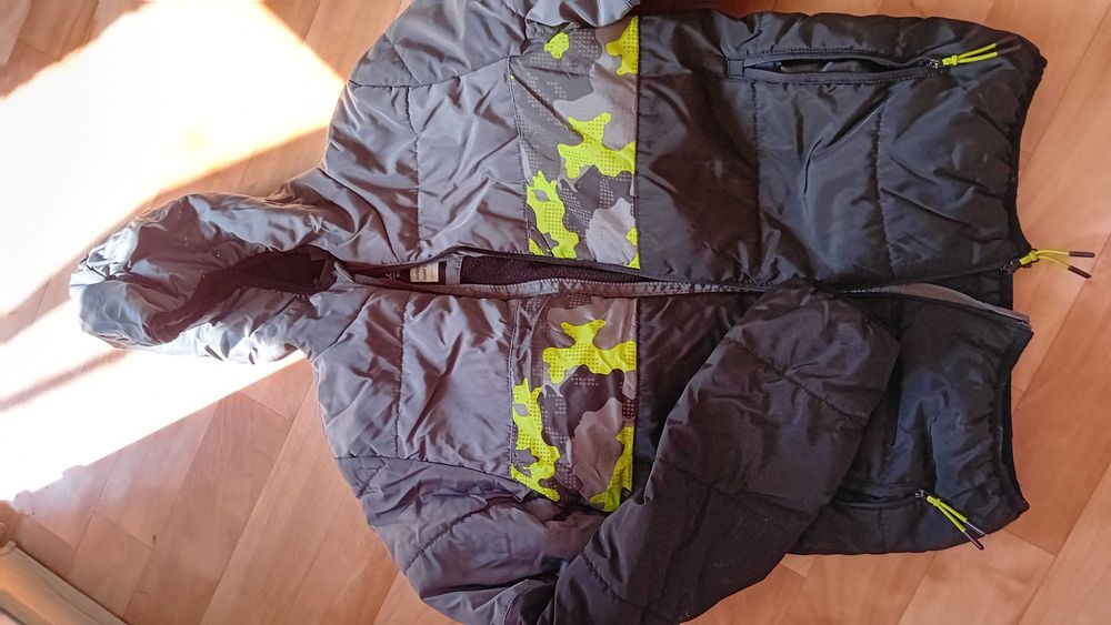 Зимно яке , детско, 9-10 години