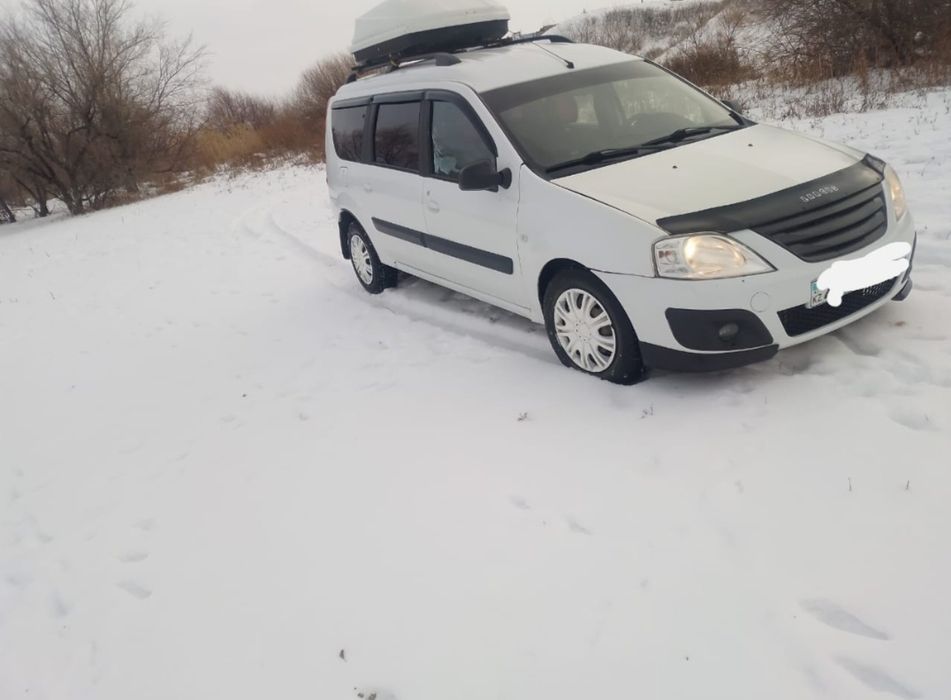 Продам Ларгус газ бензин 7 местный