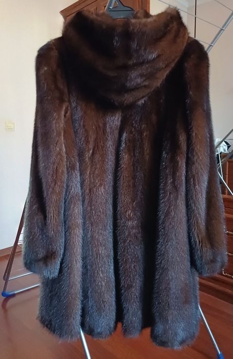 Шуба норковая коричневая