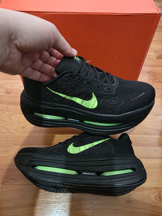 Adidasi Nike Vomero premium