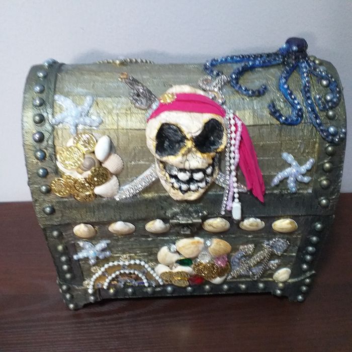 Пиратский сундук-шкатулка