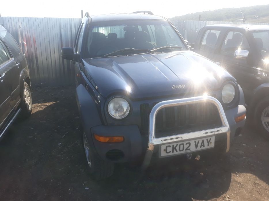 Dezmembrez Jeep Cherokee motor 2.5 diesel