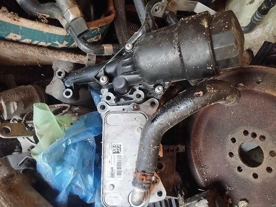 Цилиндрова глава OM651 Mercedes 2.5cdi glava mercedes w212