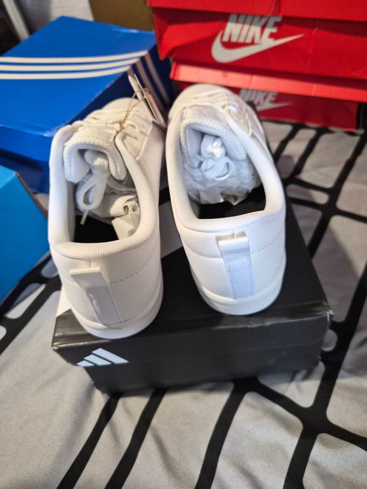 Adidas VS PACE 2.0