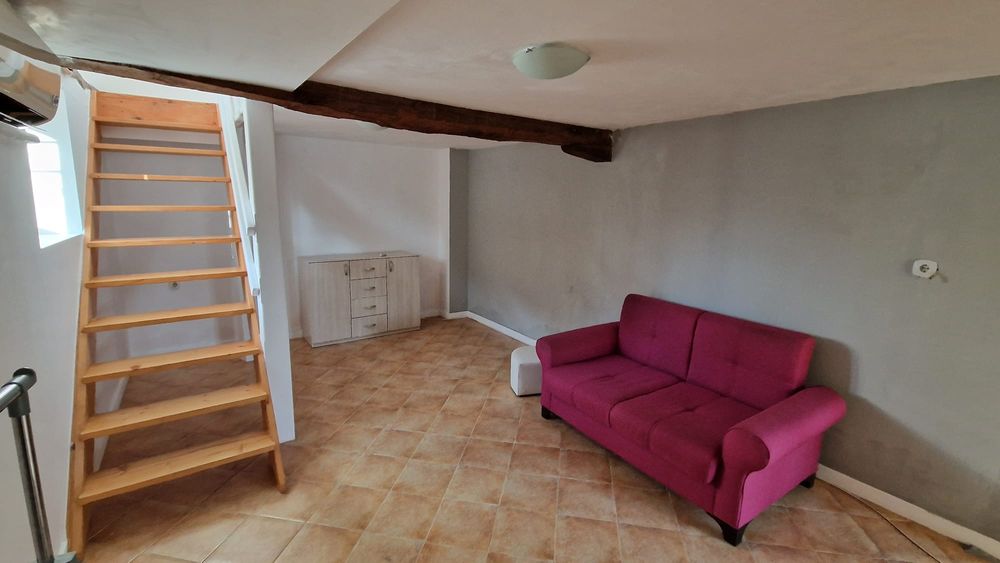 Продавам къща в с.Факия