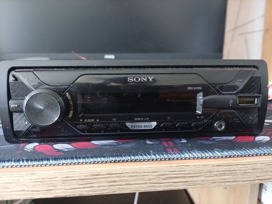 Магнитола SONY продам