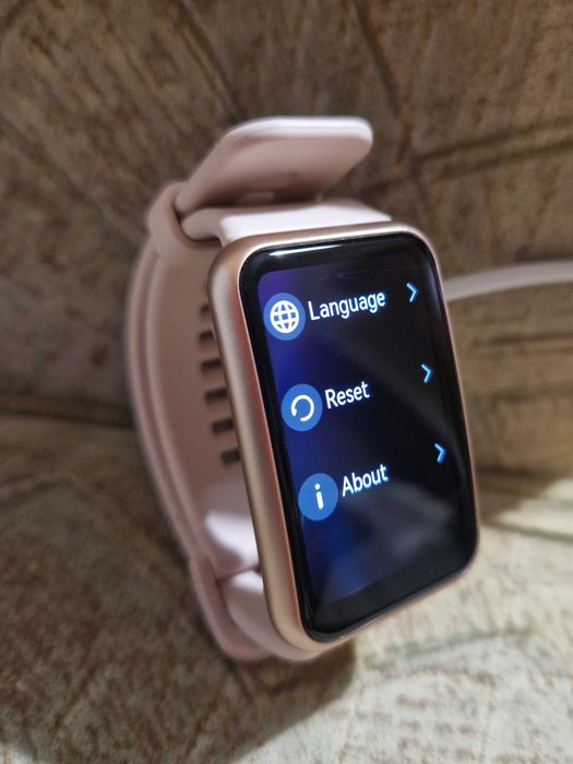 Смарт часовник HUAWEI Watch Fit